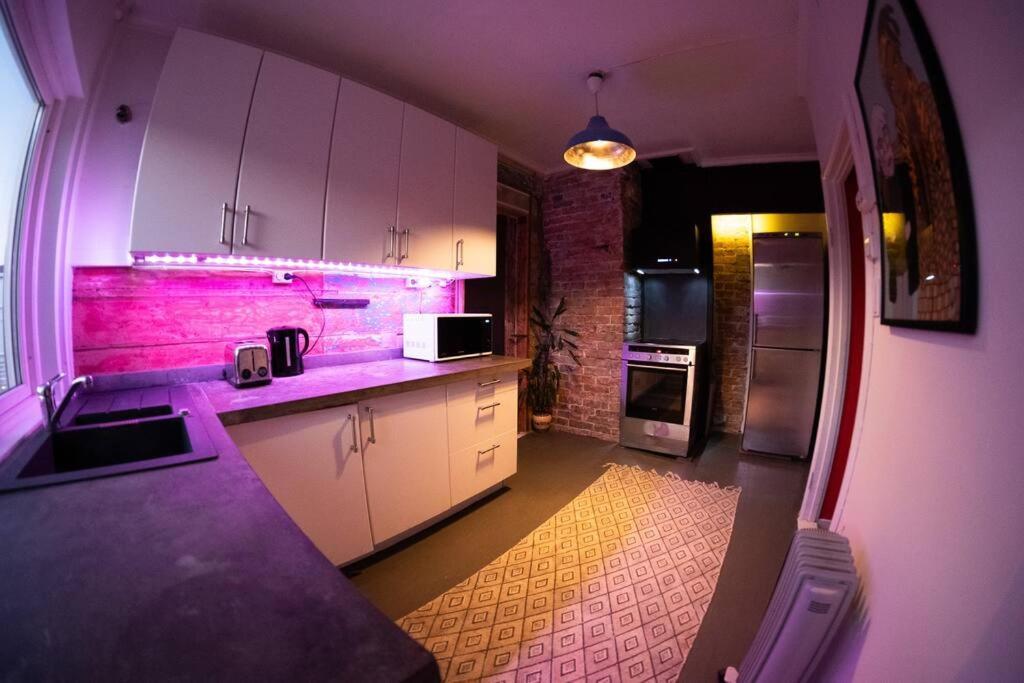 Charming Apartment In Central 스타방에르 외부 사진